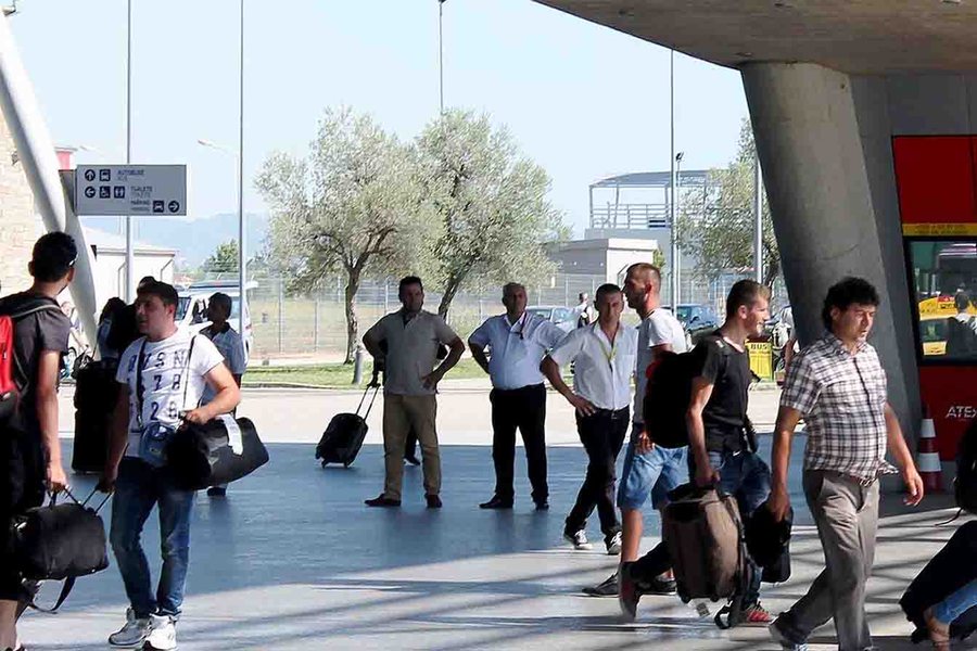 5500 shqiptarë kanë kërkuar azil për 9 mujorin, po ikin deri në Irlandë